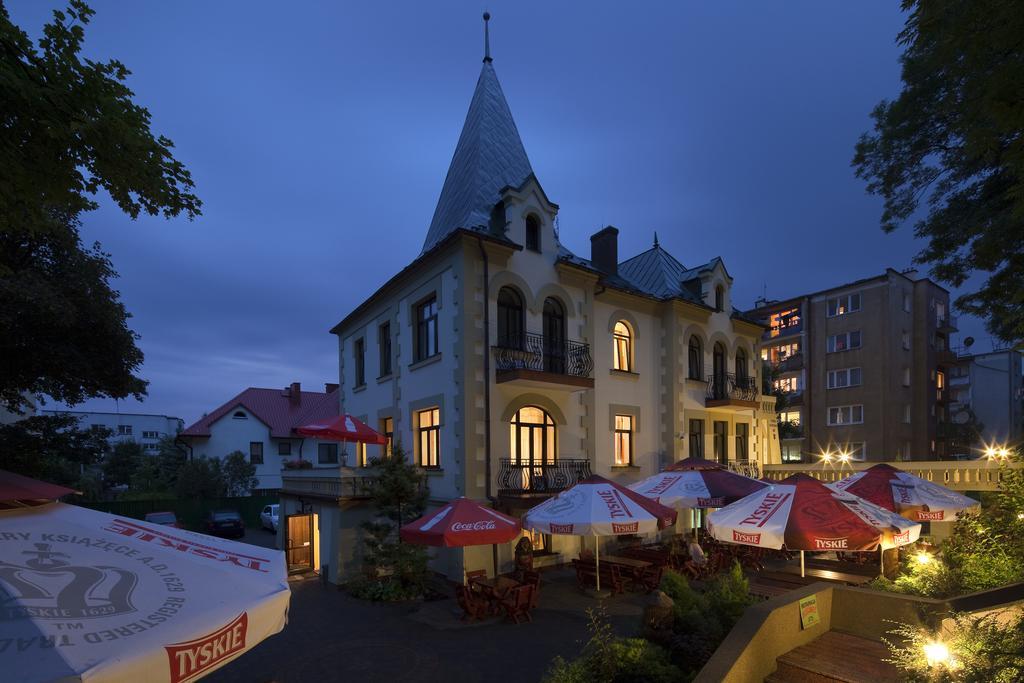 Pensjonat Zamek Derslawa Busko-Zdrój Exterior foto